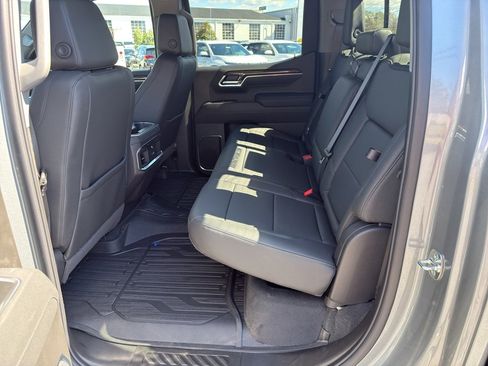 New 2026 GMC Sierra 1500 Elevation w/ Elevation Premium Package AWD/4WD image 19