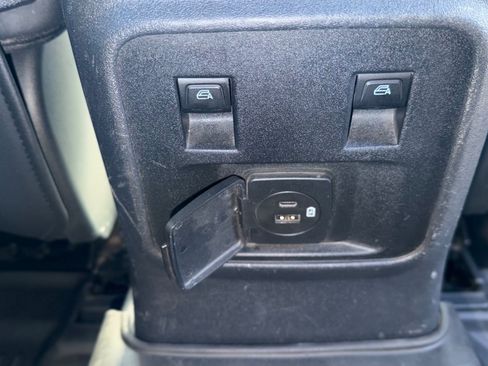 Used 2022 Ford Bronco Black Diamond w/ Sasquatch Package AWD/4WD image 26