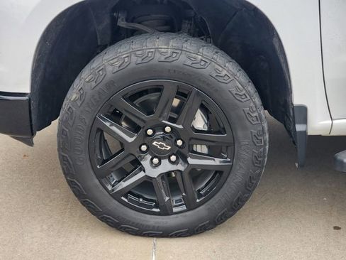 Used 2024 Chevrolet Silverado 1500 LT Trail Boss w/ LT Trail Boss Premium Package image 10