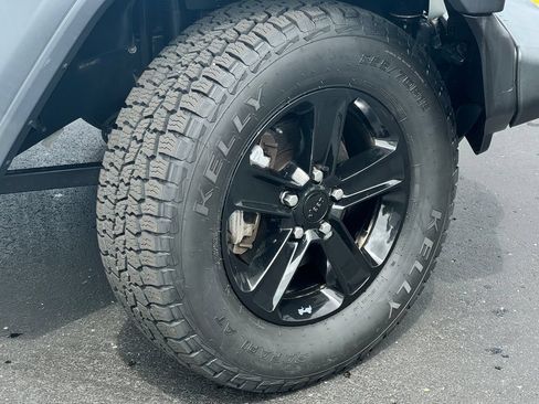 Used 2021 Jeep Wrangler Unlimited Sport AWD/4WD image 9