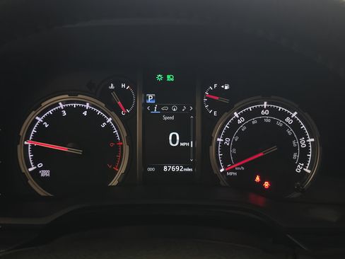 Used 2022 Toyota 4Runner Limited AWD/4WD image 17