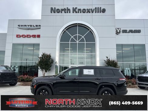 New 2025 Jeep Grand Cherokee L Limited w/ Luxury Tech Group II image 2