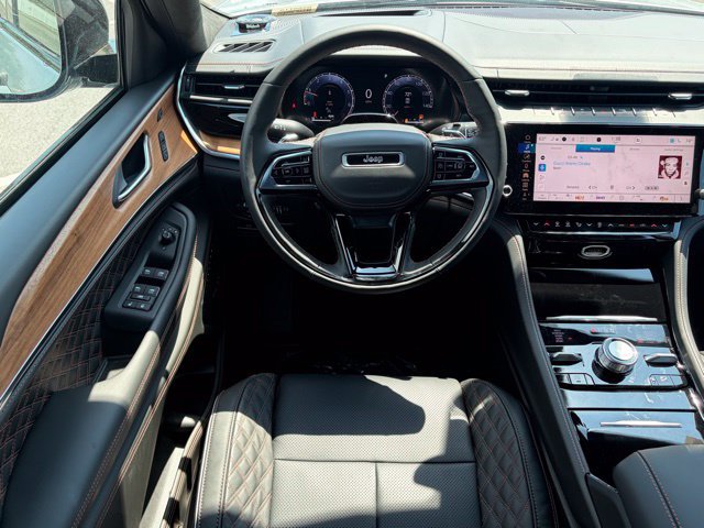 New 2026 Jeep Grand Cherokee Summit w/ Adv Protech Group IV AWD/4WD image 38