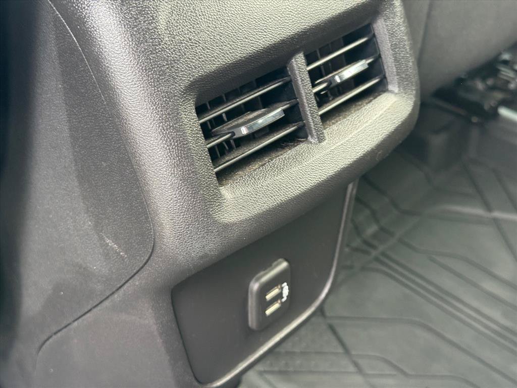 Used 2019 Chevrolet Equinox LT AWD/4WD image 13