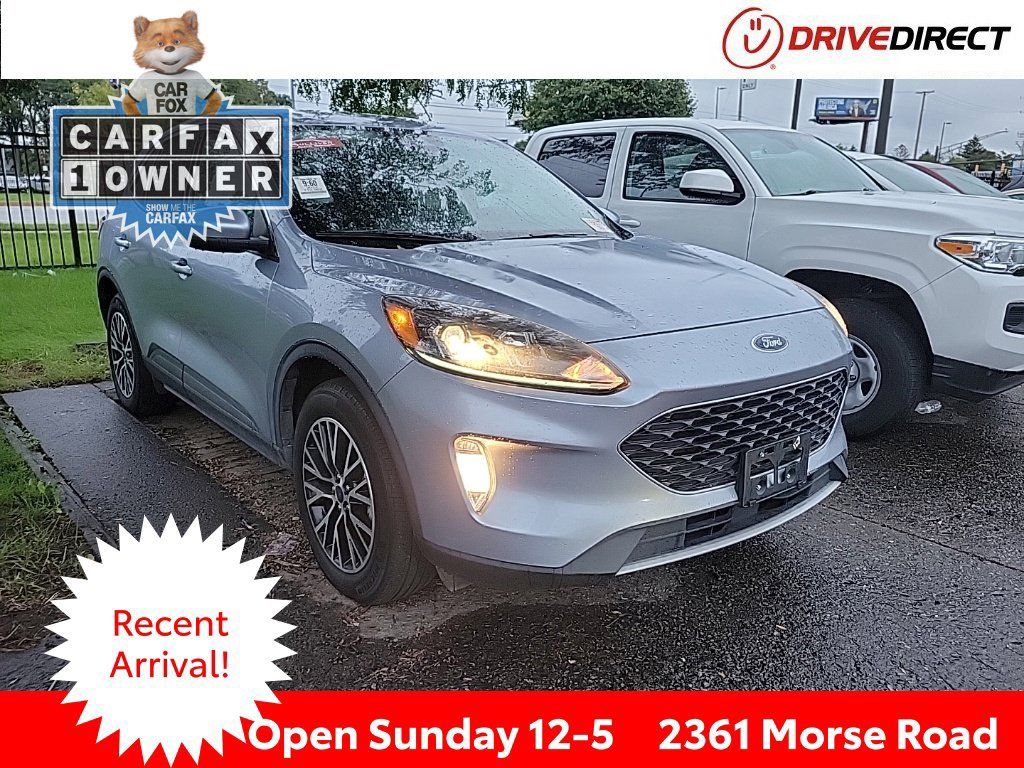 Used 2022 Ford Escape SEL w/ Technology Package FWD image 1