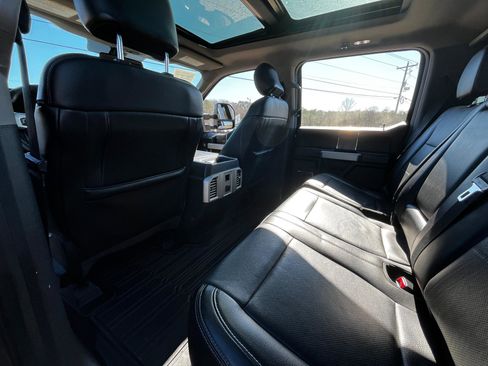 Used 2017 Ford F250 Lariat w/ Lariat Ultimate Package image 46