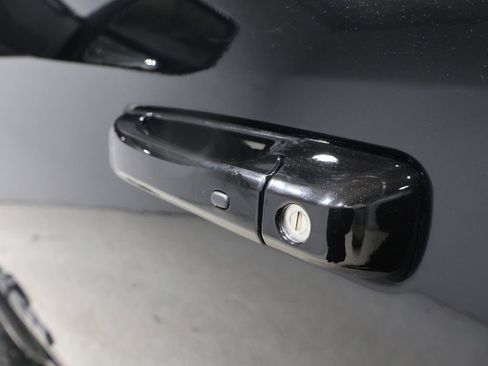 Used 2025 RAM 3500 Limited image 11