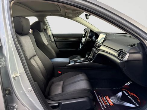 Used 2019 Honda Accord EX image 20