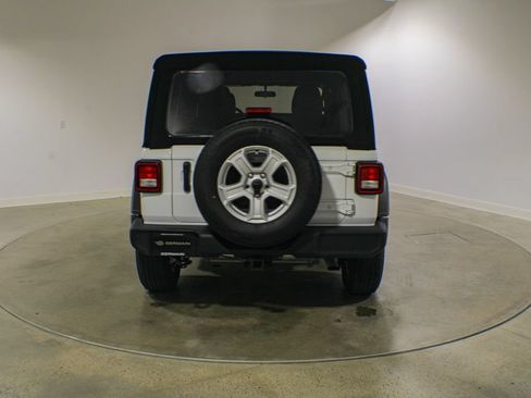 Used 2021 Jeep Wrangler Unlimited Sport AWD/4WD image 5