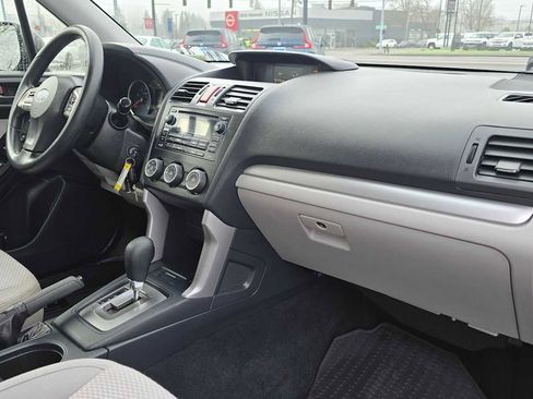 Used 2015 Subaru Forester 2.5i w/ Alloy Wheel Package image 11