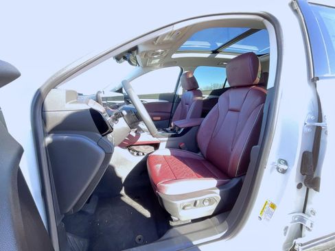 New 2026 Buick Envision Sport Touring image 10