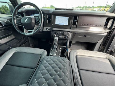 Used 2023 Ford Bronco Black Diamond AWD/4WD image 12