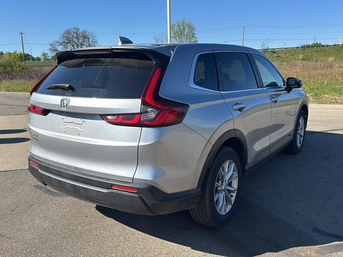 Used 2023 Honda CR-V EX image 5