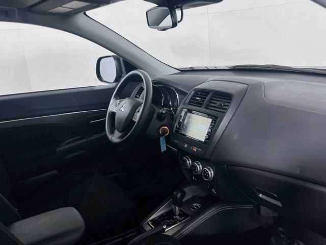Used 2025 Mitsubishi Outlander Sport AWD image 8