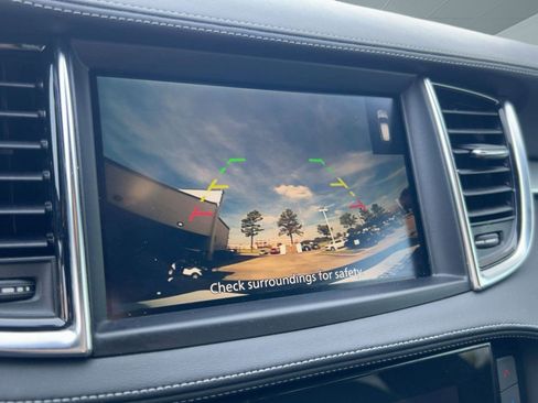 Used 2021 INFINITI QX50 Luxe w/ Appearance Package image 25