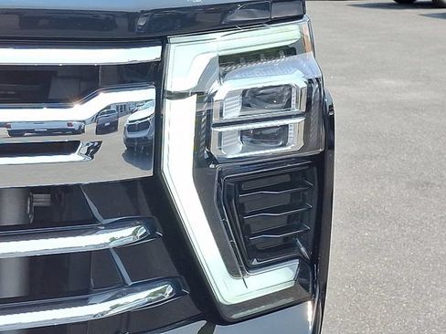 Certified 2024 Chevrolet Silverado 2500 LTZ w/ LTZ Convenience Package AWD/4WD image 9