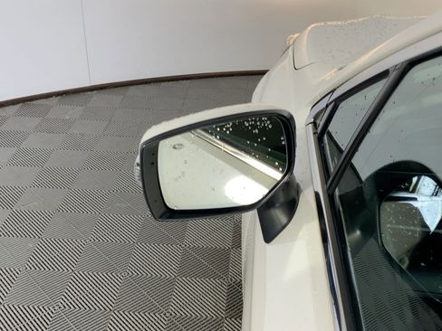 Used 2017 Subaru Outback 2.5i Premium image 21