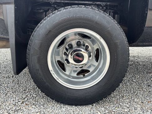 Used 2019 GMC Sierra 3500 Denali AWD/4WD image 9