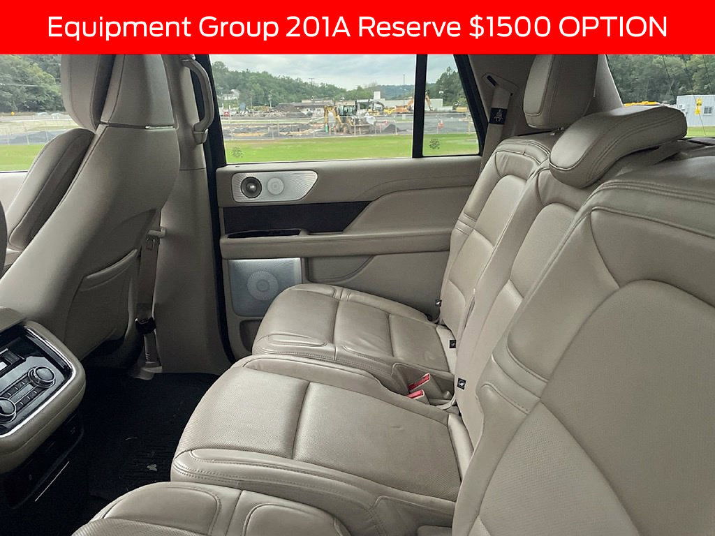 Used 2020 Lincoln Navigator L Reserve w/ Luxury Package AWD/4WD image 9