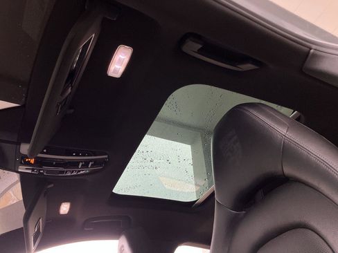 Used 2023 Porsche Panamera Platinum Edition w/ Sportdesign Package image 25