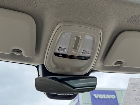 Certified 2023 Volvo XC40 B4 Plus w/ Driver Assist Package FWD image 21