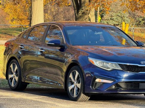 Used 2020 Kia Optima S FWD image 18