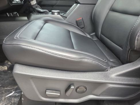 New 2026 Ford Bronco Outer Banks w/ Sasquatch Package AWD/4WD image 13