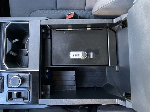 Used 2022 Toyota Tundra SR5 w/ TRD Off-Road Package image 24