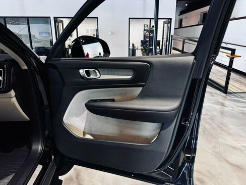 Used 2023 Volvo XC40 B5 Plus w/ Driver Assist Package AWD/4WD image 26