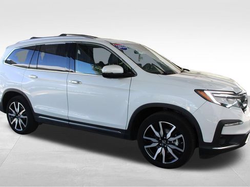 Used 2022 Honda Pilot Touring image 18