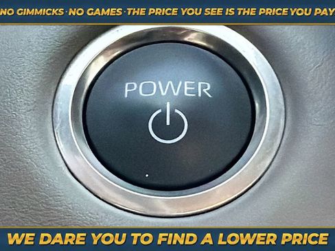 Used 2025 Toyota Highlander XLE AWD/4WD image 35