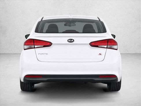 Used 2018 Kia Forte S w/ S Technology Plus Package FWD image 6