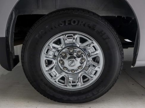 Used 2021 Nissan NV 3500 SL RWD image 28