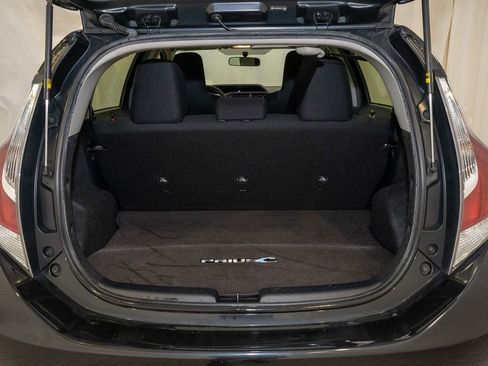 Used 2016 Toyota Prius C One image 6