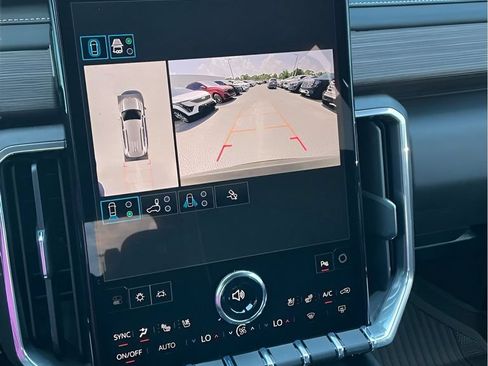 New 2026 GMC Acadia Denali w/ Super Cruise Package FWD image 38