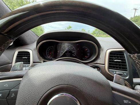 Used 2014 Jeep Grand Cherokee Summit AWD/4WD image 22