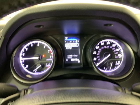 Used 2021 Toyota Camry SE image 19