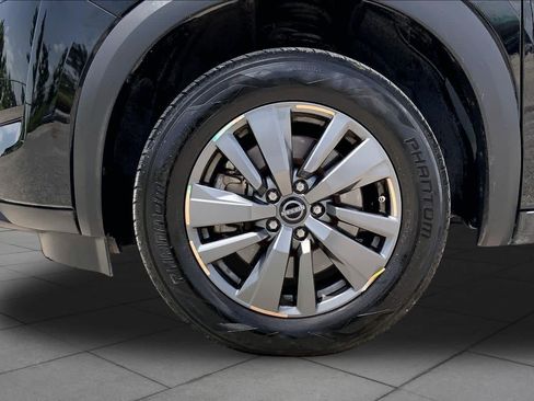 Used 2023 Nissan Pathfinder SV FWD image 11