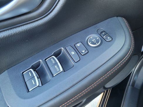 Certified 2024 Honda HR-V Sport image 17