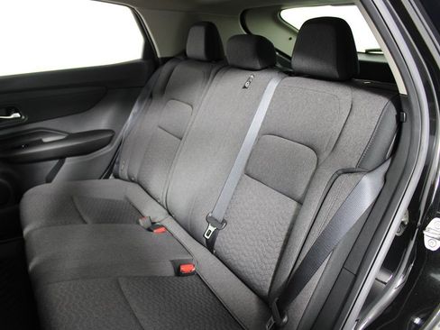 Used 2024 Nissan Ariya FWD image 23