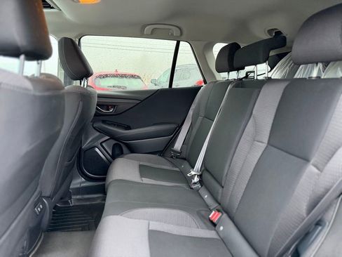 Used 2021 Subaru Outback Premium image 6