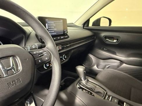Used 2025 Honda HR-V LX image 24
