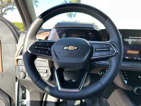 New 2026 Chevrolet Suburban High Country image 21