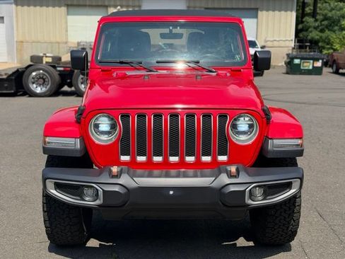 Used 2019 Jeep Wrangler Unlimited Sahara AWD/4WD image 2