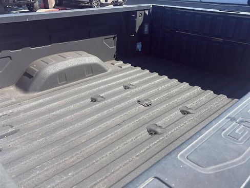 Used 2020 GMC Sierra 2500 AT4 w/ AT4 Premium Package AWD/4WD image 13