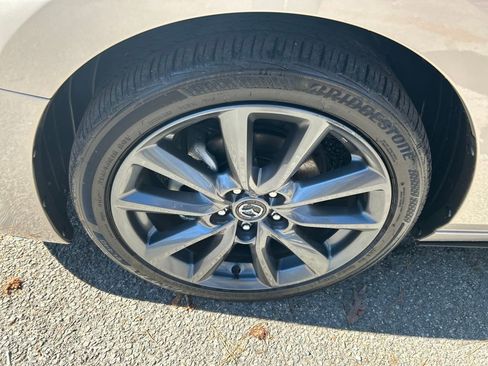 Used 2024 MAZDA MAZDA3 s image 12