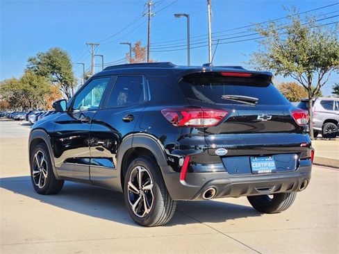 Certified 2023 Chevrolet TrailBlazer RS w/ Sun and Liftgate Package image 3