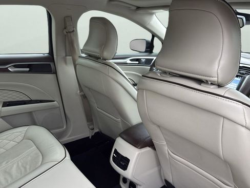 Used 2017 Ford Fusion Platinum image 29