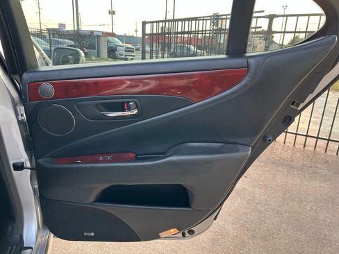 Used 2012 Lexus LS 460 LS 460 Sedan 4D image 17