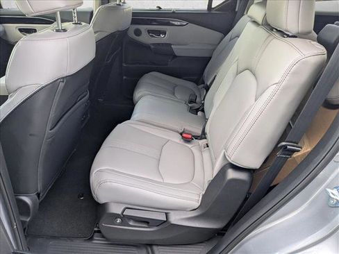 New 2025 Honda Pilot EX-L image 14